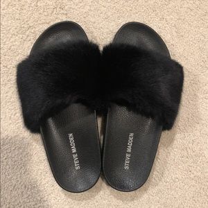Steve Madden Slides!